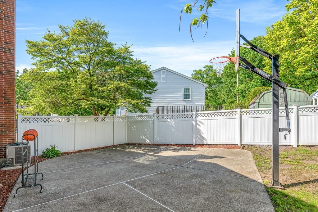 12 Jeremiah Circle