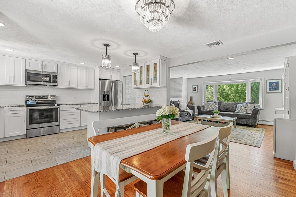 12 Jeremiah Circle