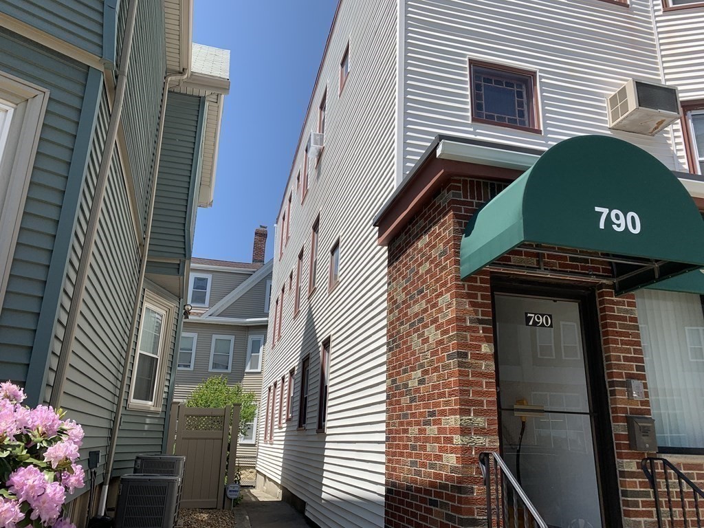790 Broadway