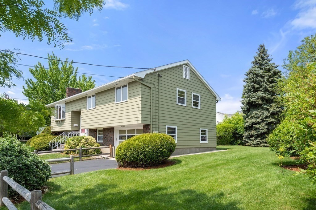 54 Rich Street