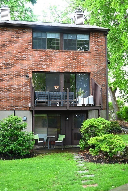 90 Lexington # 90