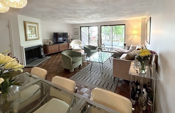 90 Lexington # 90