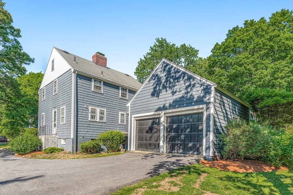 21 Prince Avenue