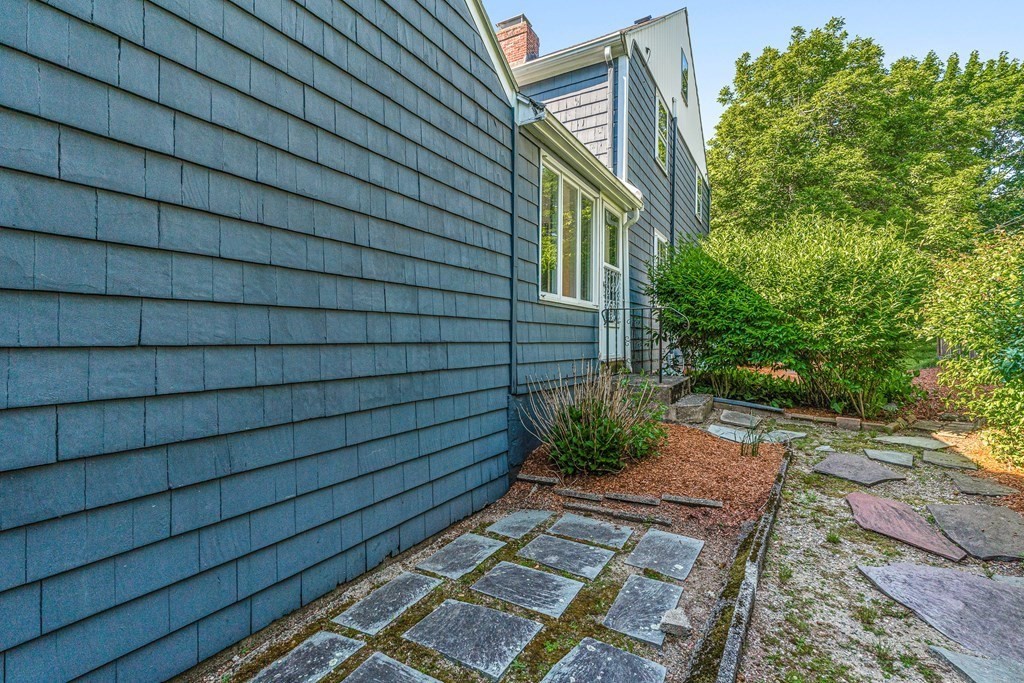 21 Prince Avenue
