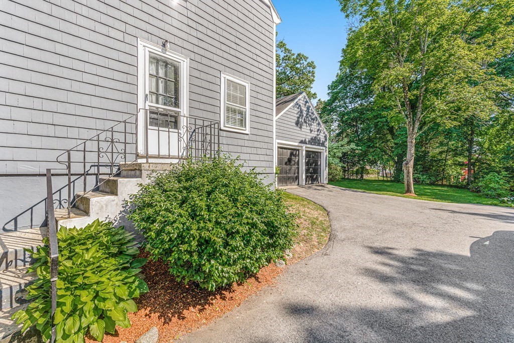 21 Prince Avenue