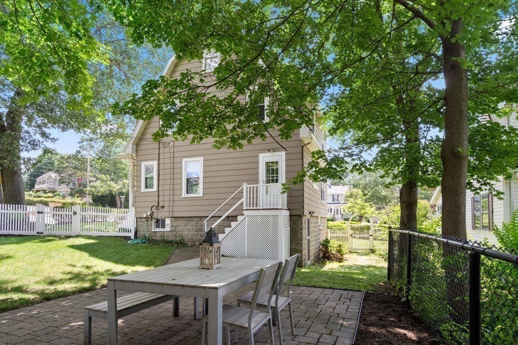 222 Appleton Street