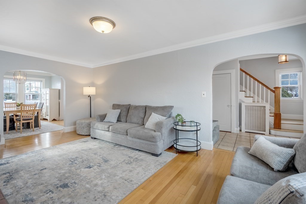 270 Russett Rd