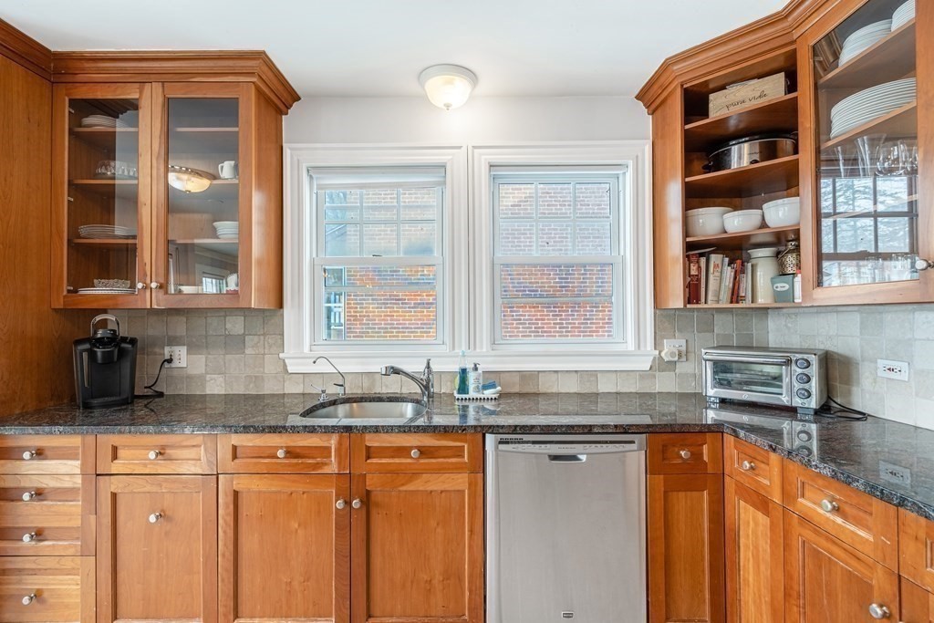 270 Russett Rd