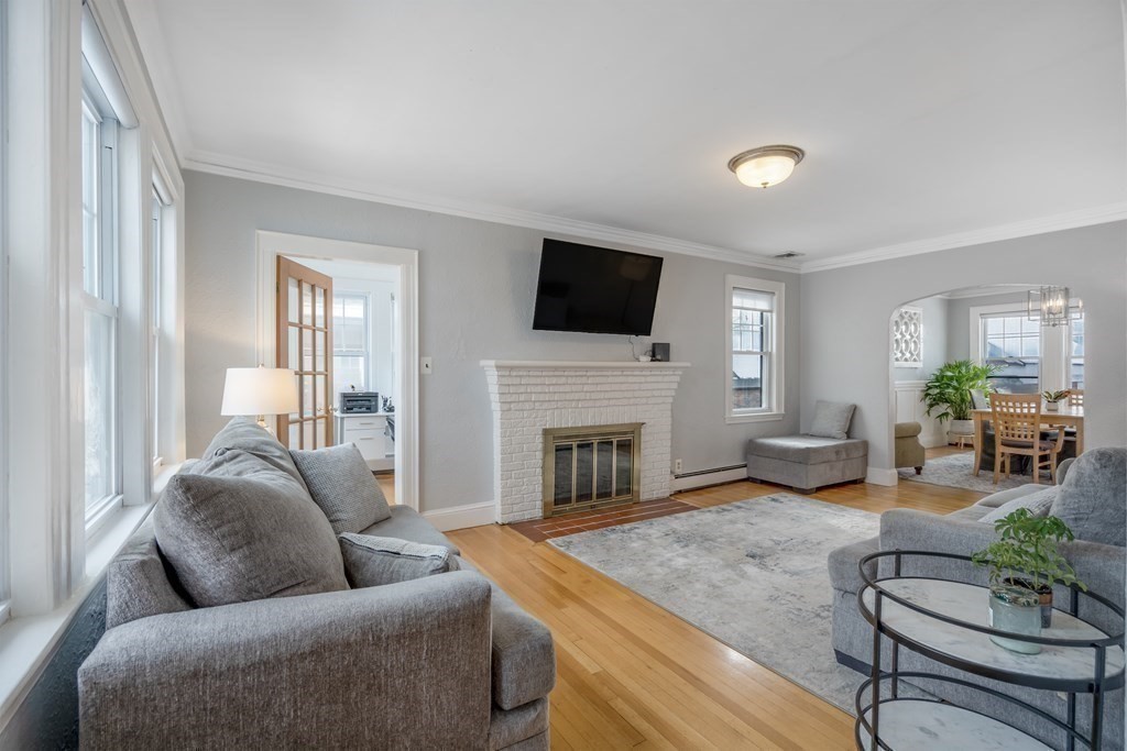 270 Russett Rd