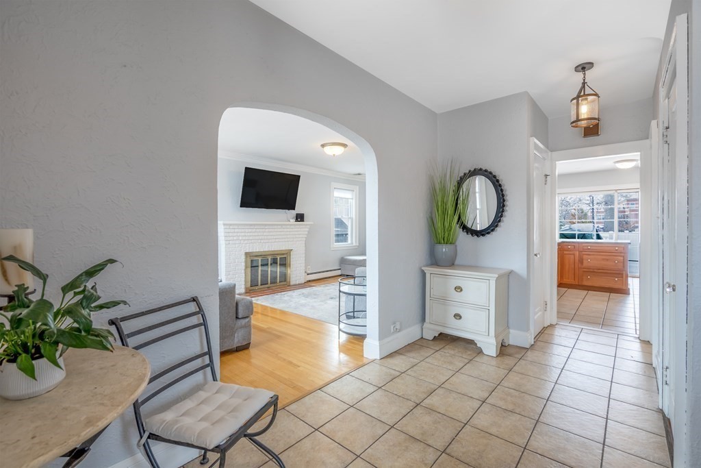 270 Russett Rd