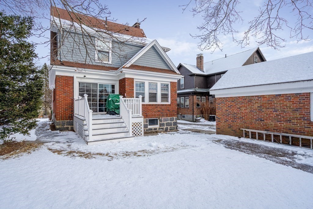 270 Russett Rd