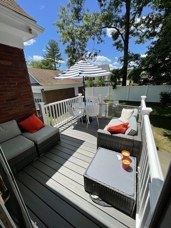 270 Russett Rd