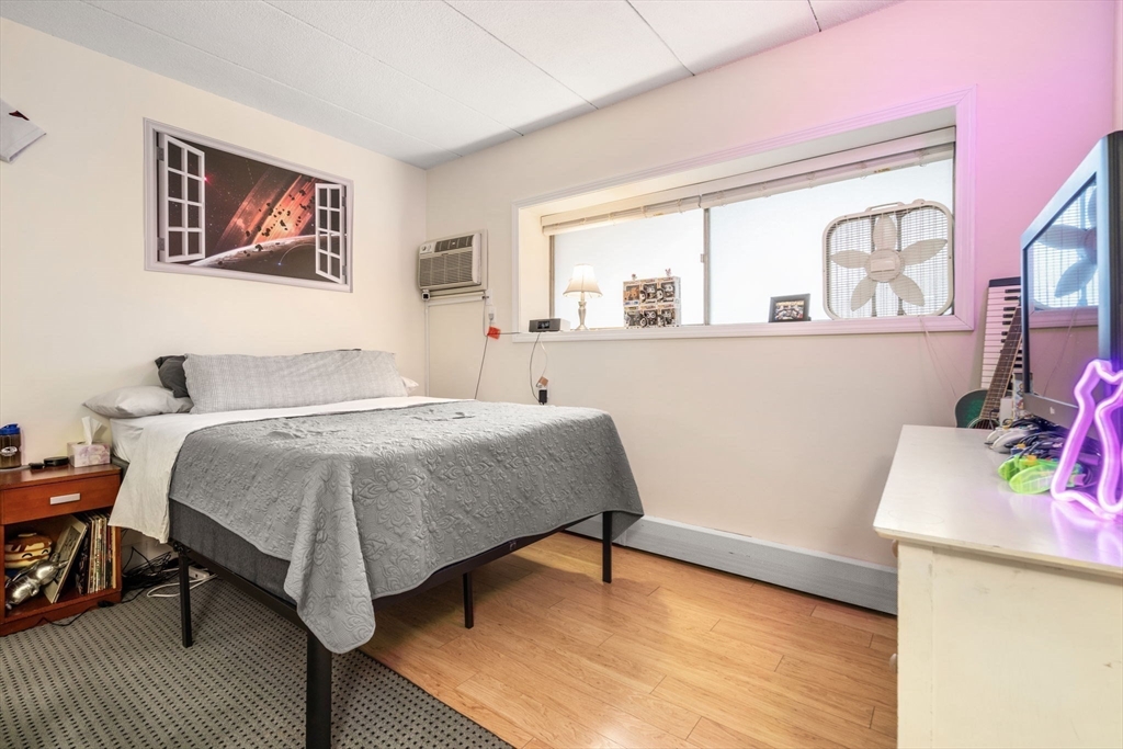 995 Massachusetts Ave # 106