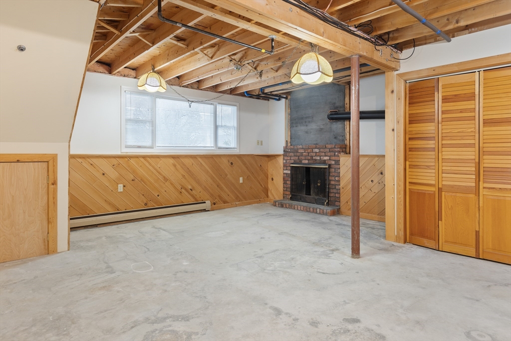 8 Cheryl Dr
