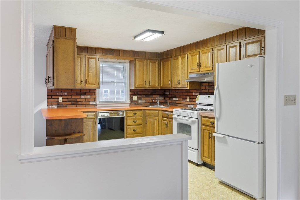 8 Cheryl Dr