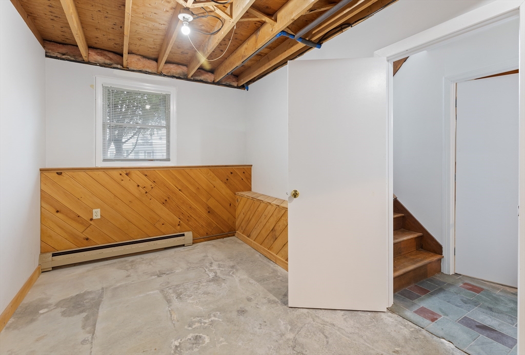 8 Cheryl Dr