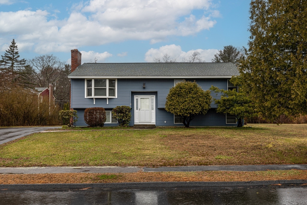 8 Cheryl Dr