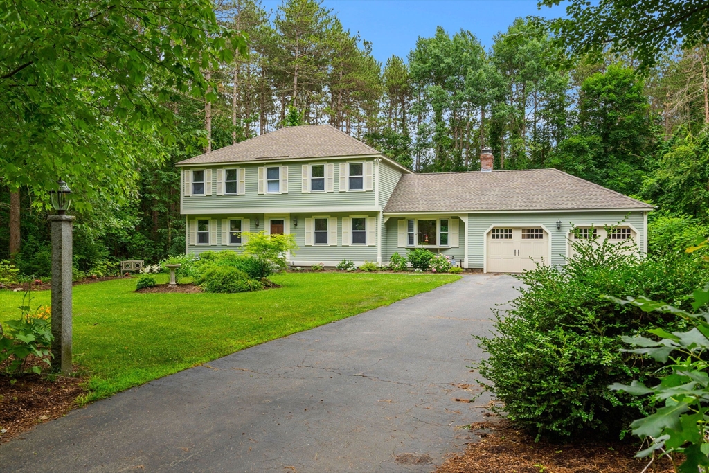 15 Star House Ln