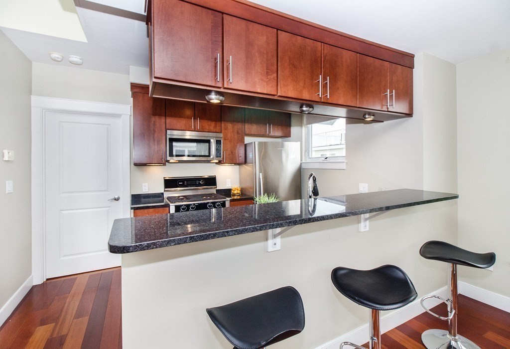 31 Wheeler St # 303
