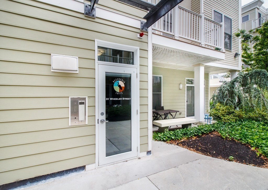 31 Wheeler St # 303