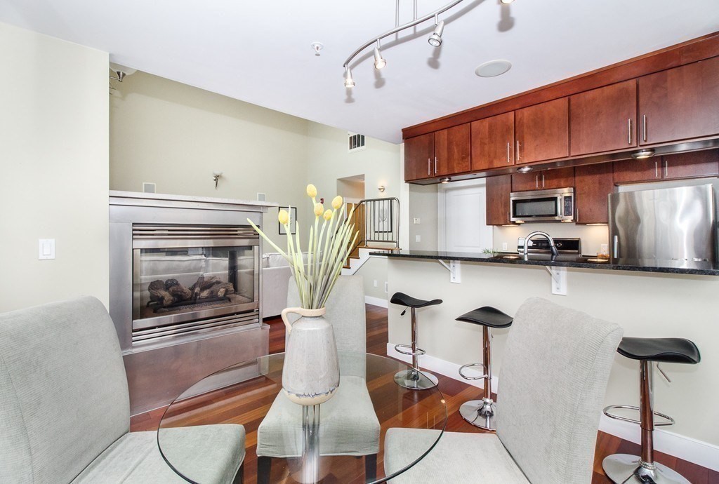 31 Wheeler St # 303