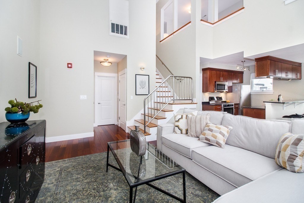 31 Wheeler St # 303