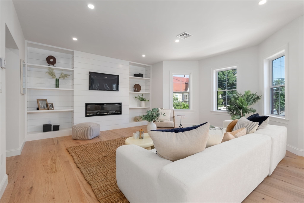 52-54 Dartmouth Street # 2