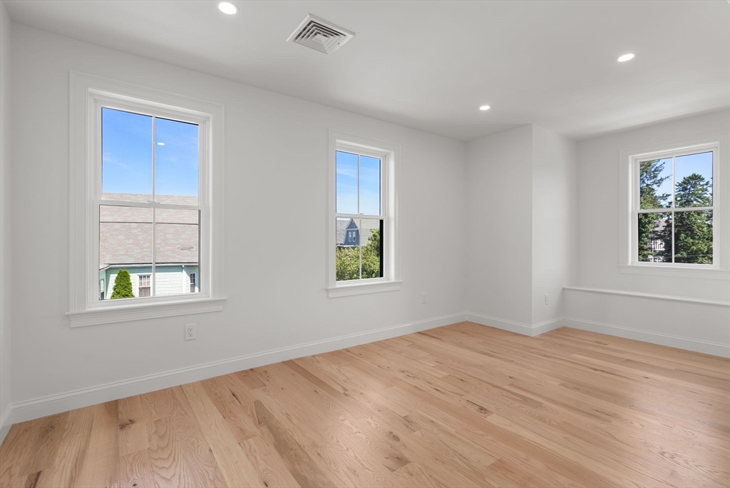 52-54 Dartmouth Street # 2