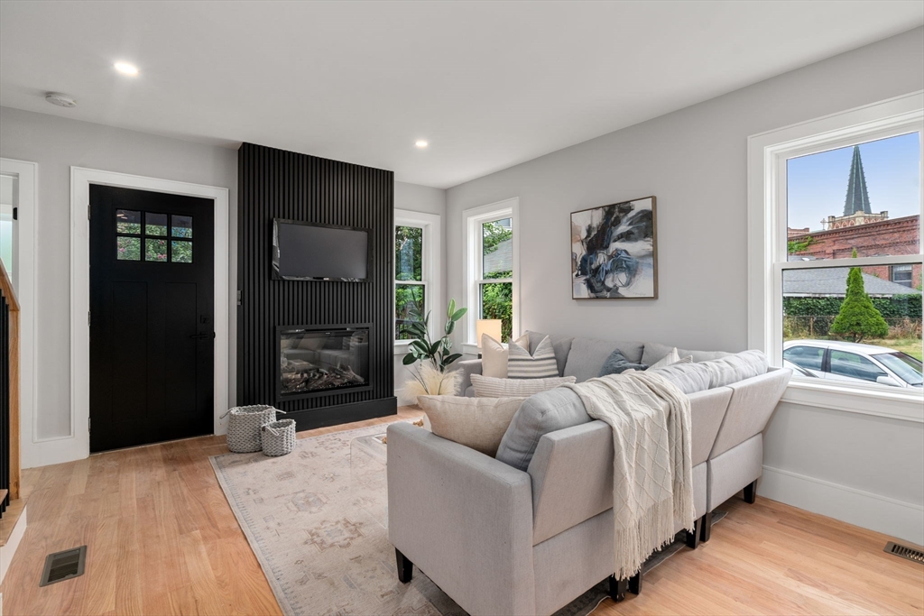 6 Belton Street # 6