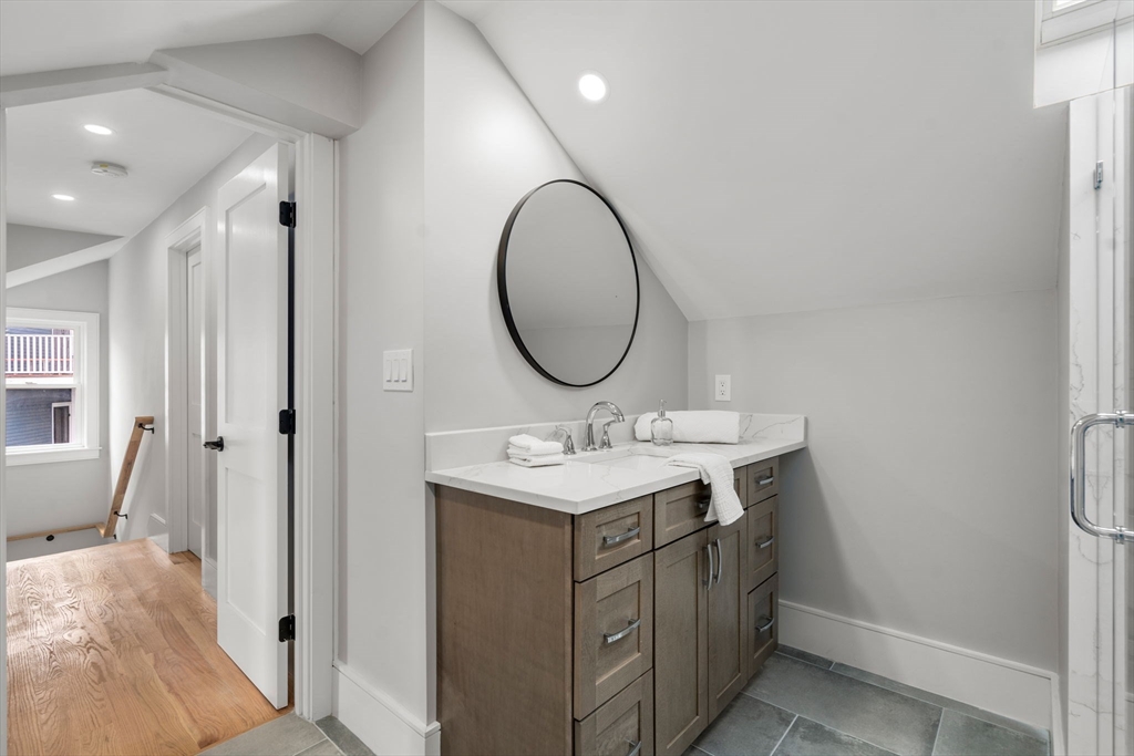 6 Belton Street # 6