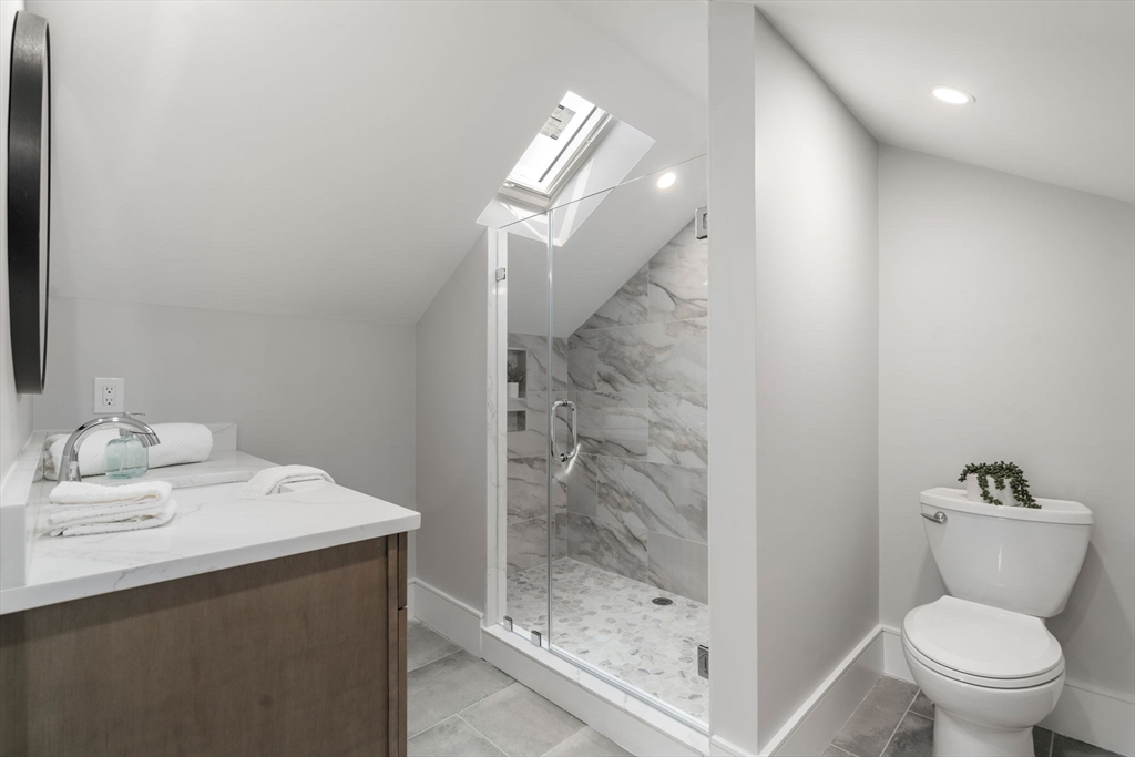 6 Belton Street # 6