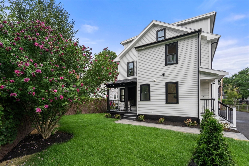 6 Belton Street # 6