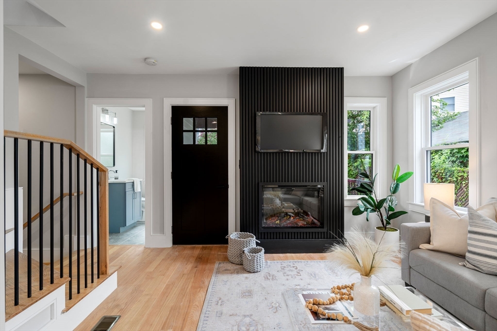 6 Belton Street # 6