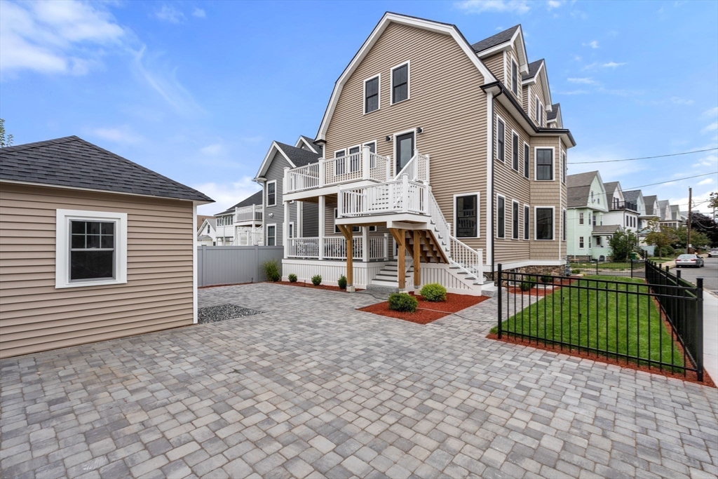 52-54 Dartmouth Street # 1