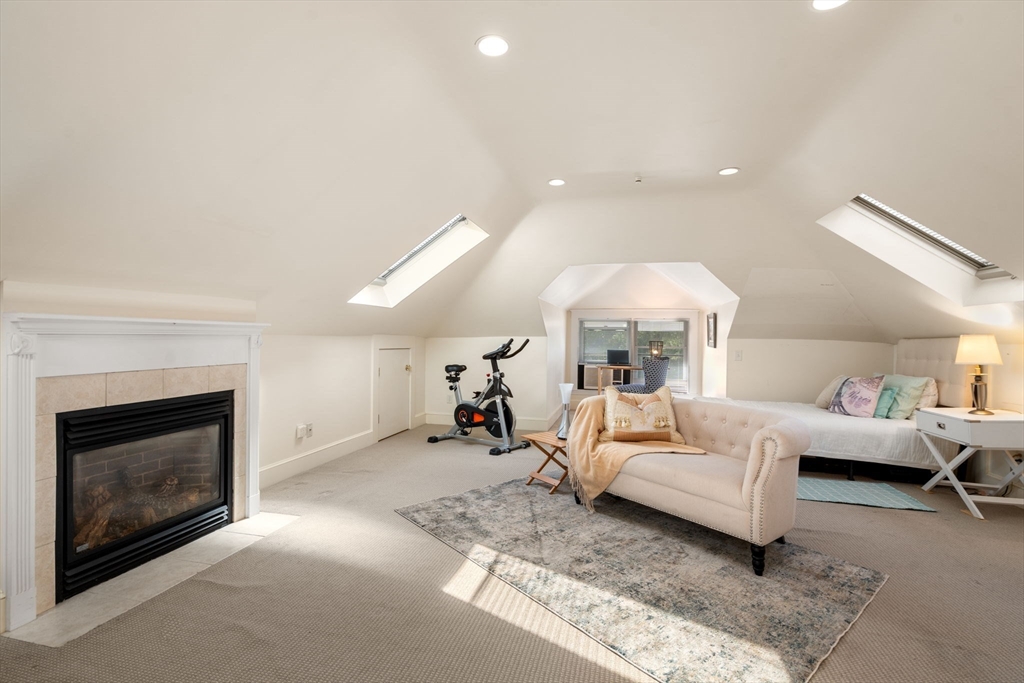 48 Florence Avenue # 2