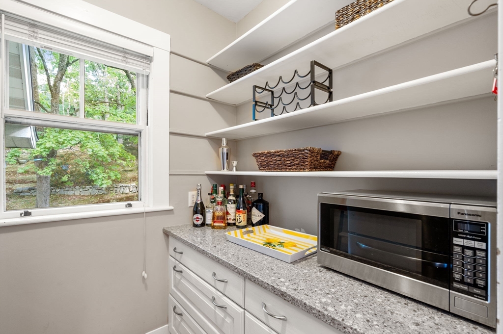48 Florence Avenue # 2