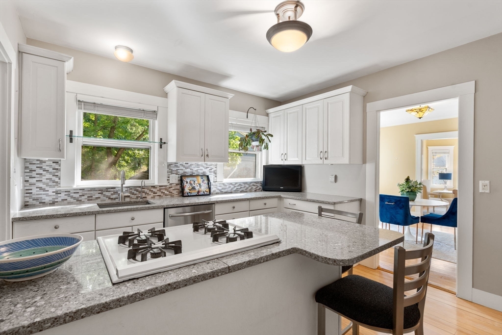 48 Florence Avenue # 2