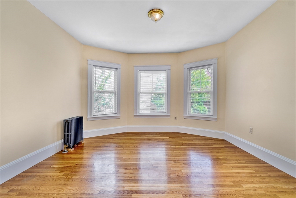 50 Conwell Ave