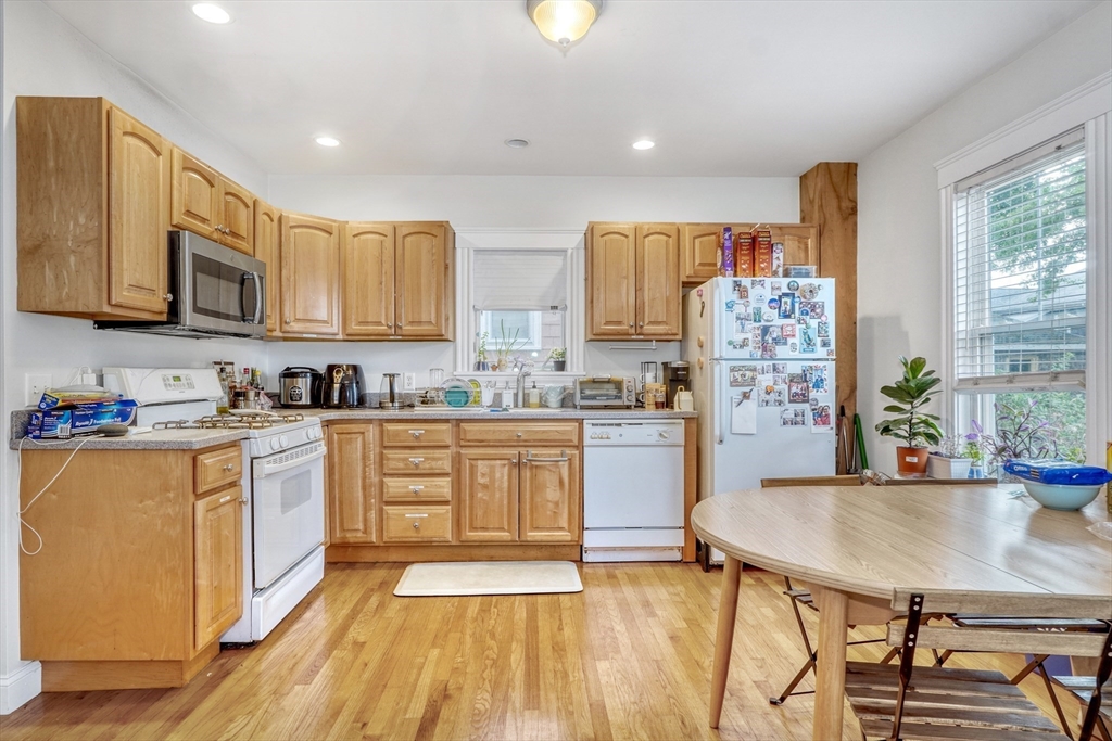 50 Conwell Ave