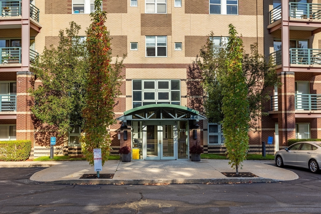 273 Cambridge Rd # 509