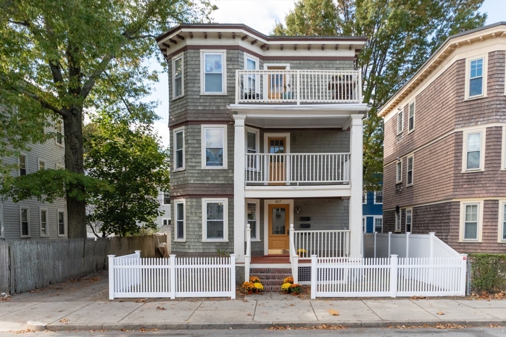 307 Hyde Park Ave # 1