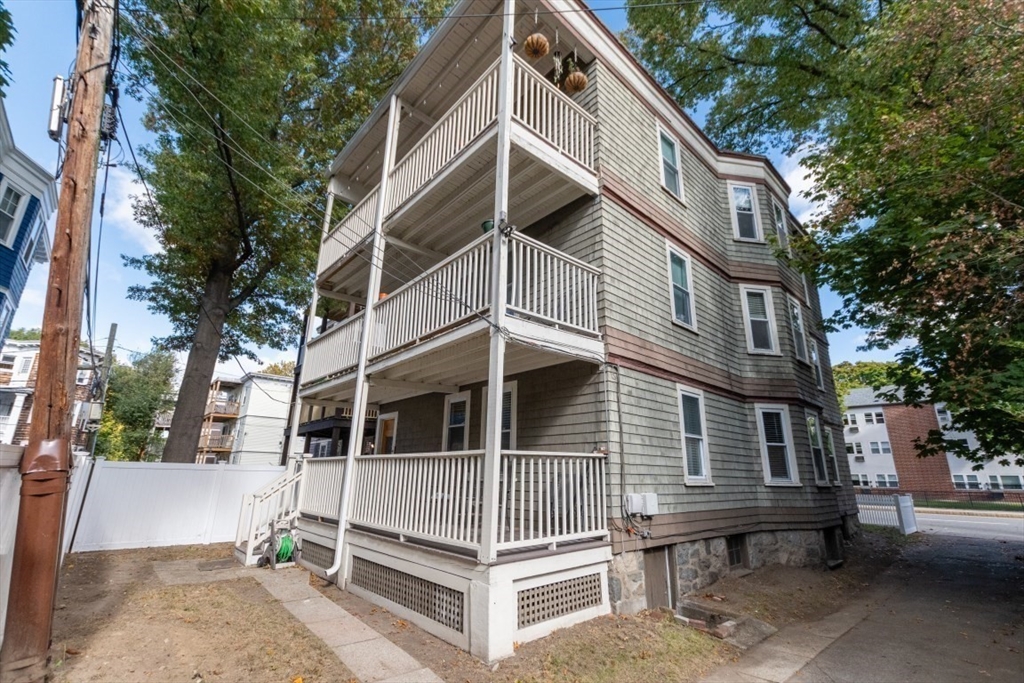 307 Hyde Park Ave # 1