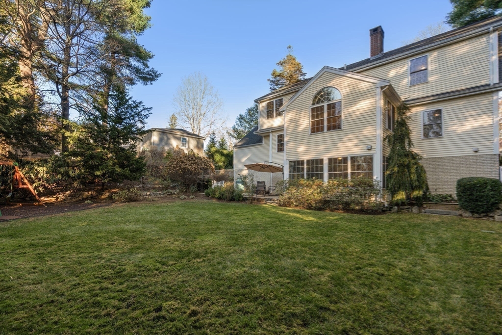 3 Birchtree Dr