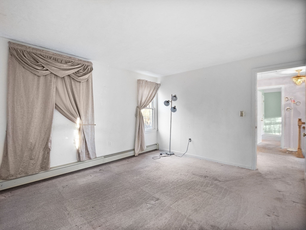 10 Lamplighter Drive