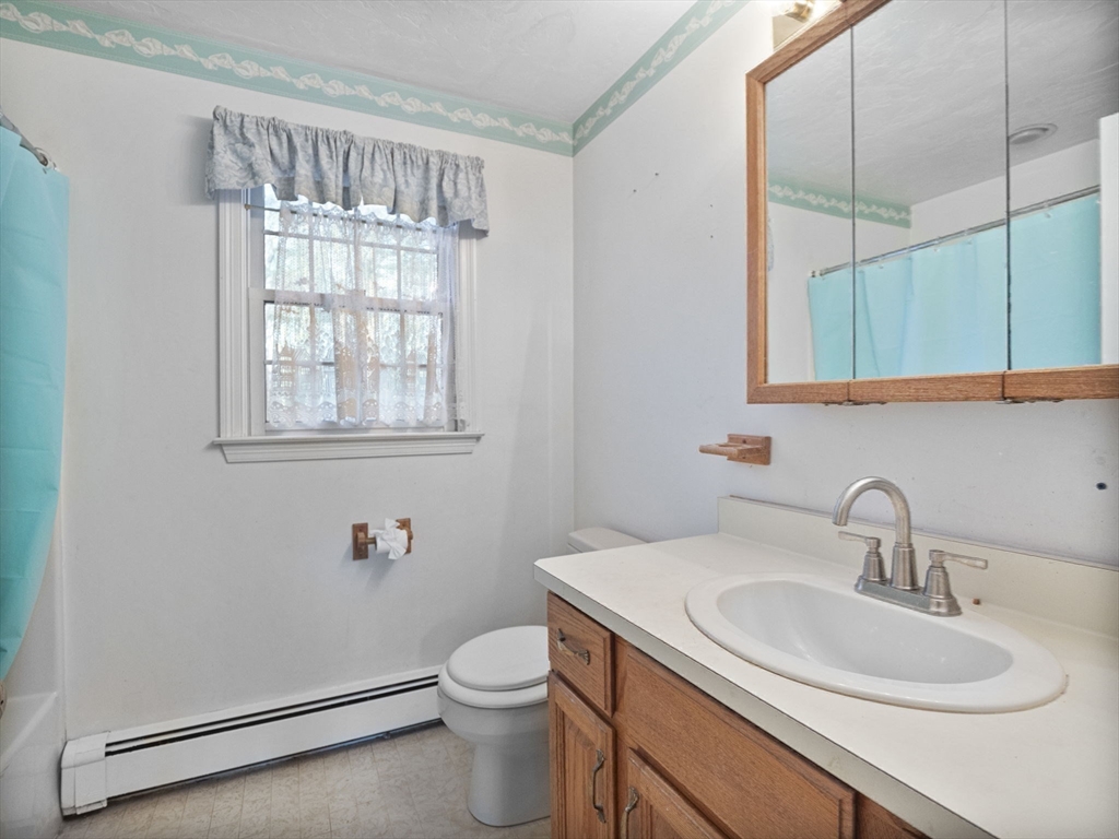 10 Lamplighter Drive