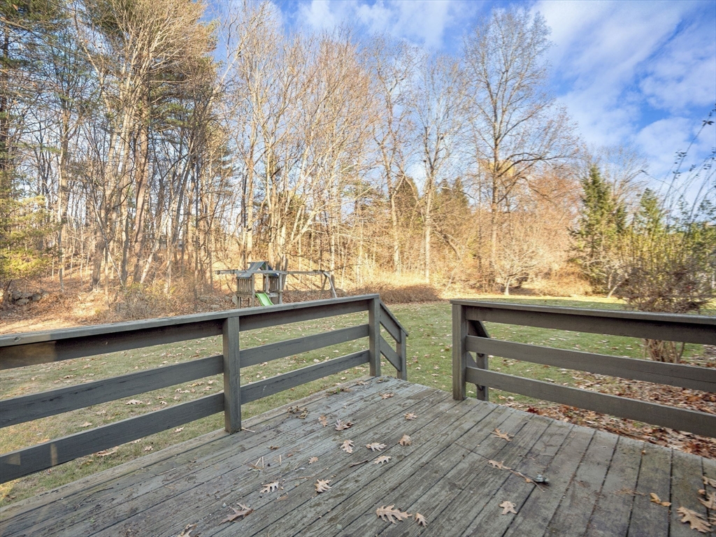 10 Lamplighter Drive