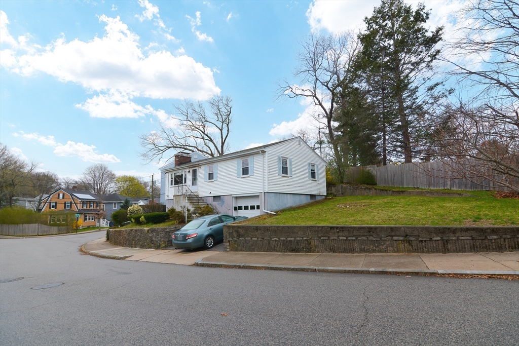 36 Fairlane Rd