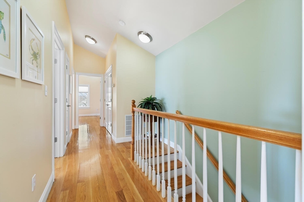 64 Wilmot St # 64
