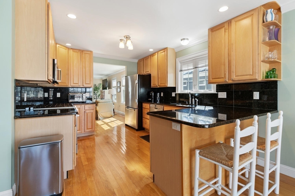 64 Wilmot St # 64