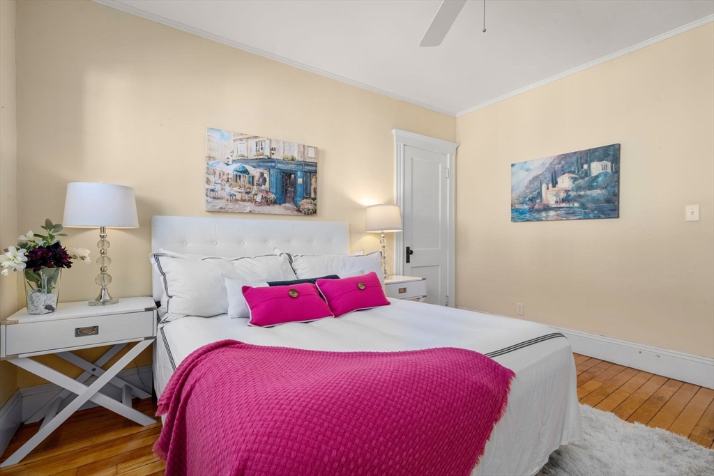 48 Florence Ave # 1